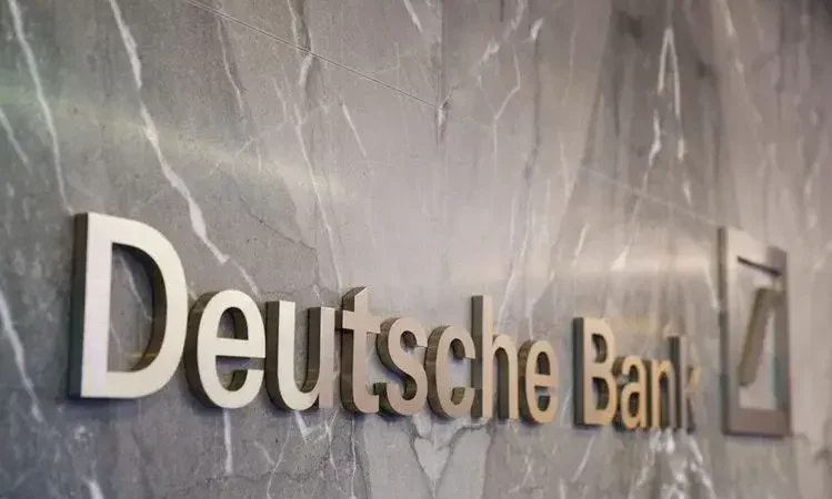 Deutsche Bank jumps into the crypto hype